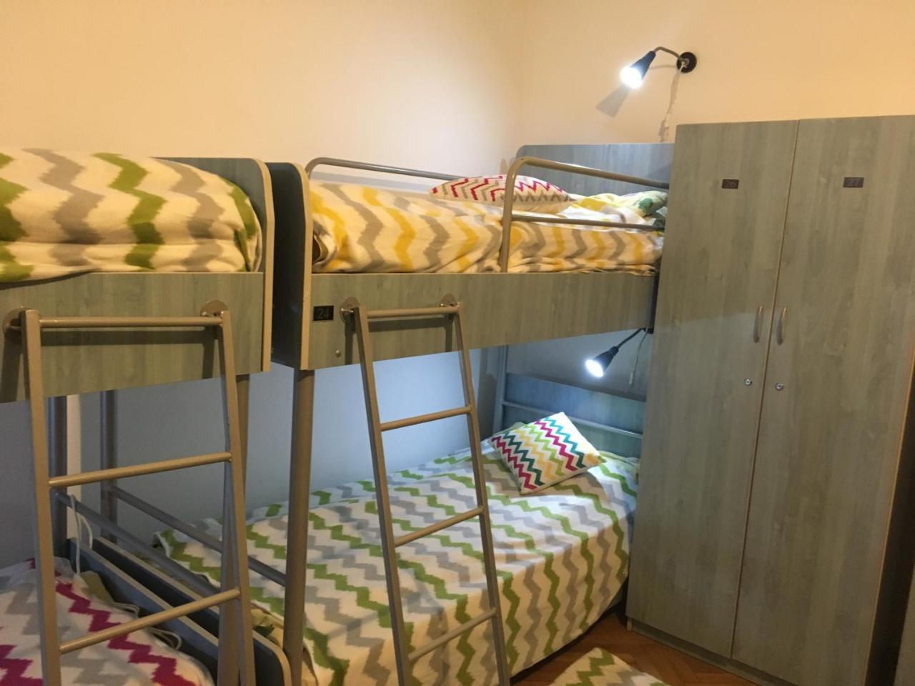 Rolling Stone Hostel Brasov Ngoại thất bức ảnh
